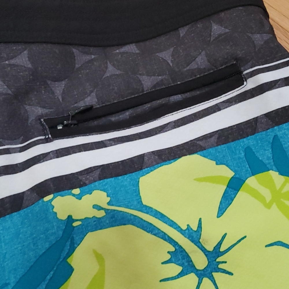 SWIM TRUNKS - Picture 3 of 4
